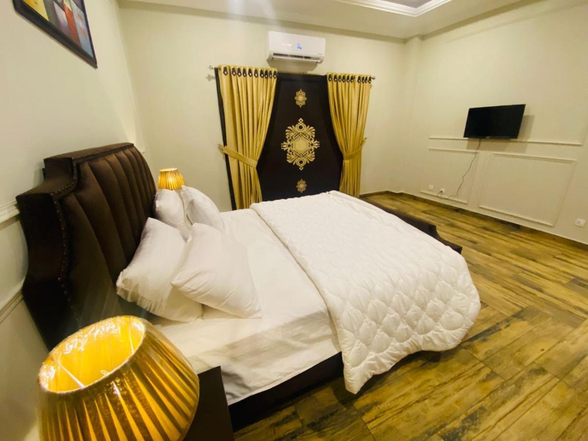 Holidazzle Serviced Apartments Bahria Town Rawalpindi Eksteriør billede